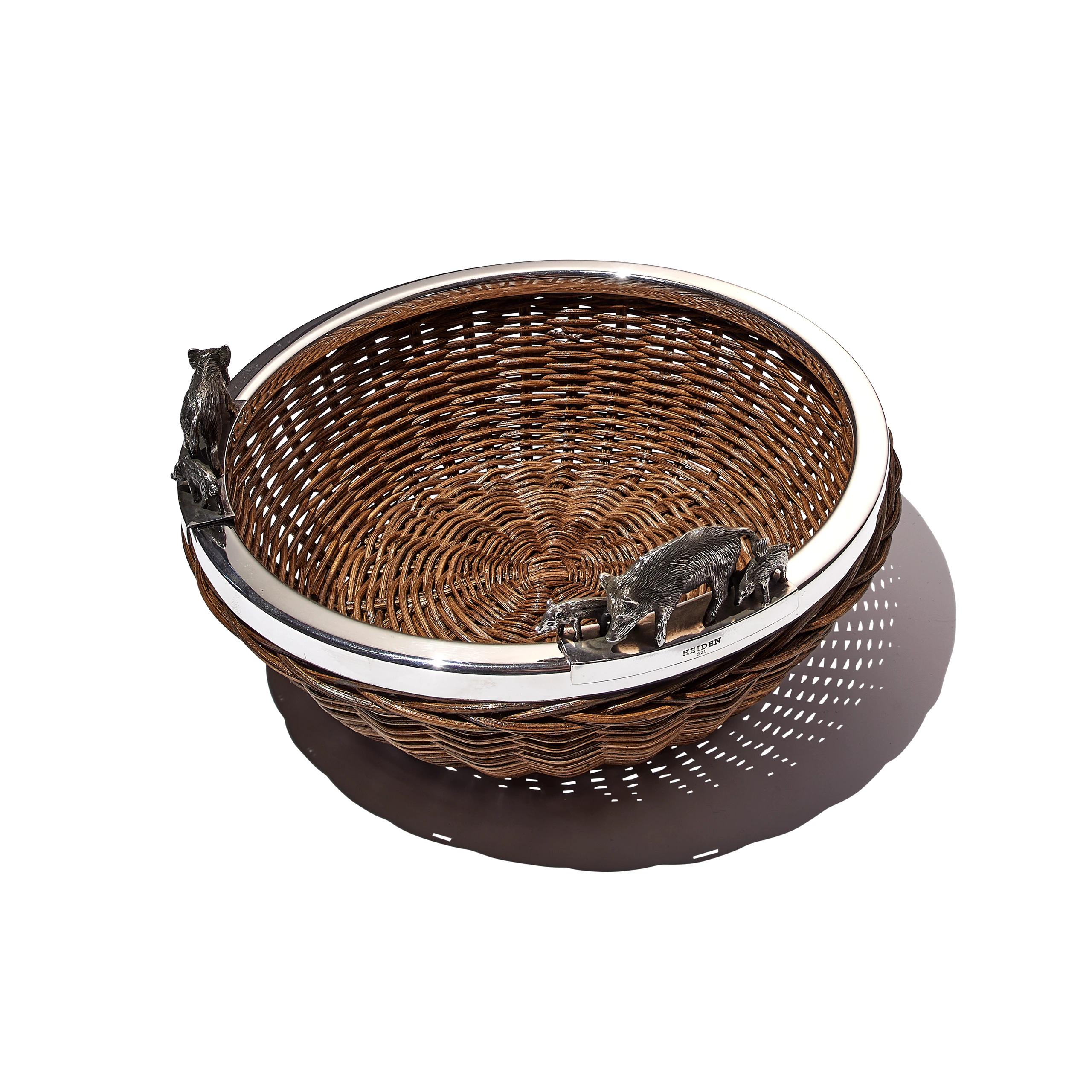 BROTKORB MIT WILDSCHWEINFAMILIE 4 Brotkorb mit Silber Wildschweinfamilie.